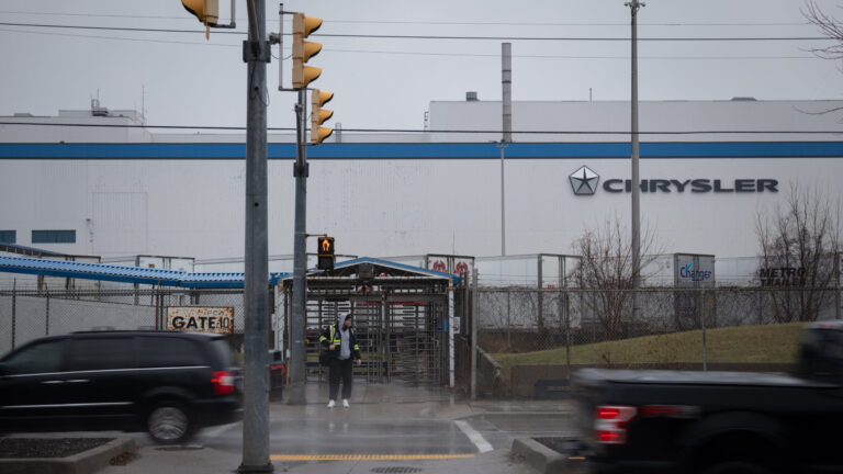 Stellantis, Faced With Trump’s Tariffs, Scraps Plans to Increase Auto Production in Canada