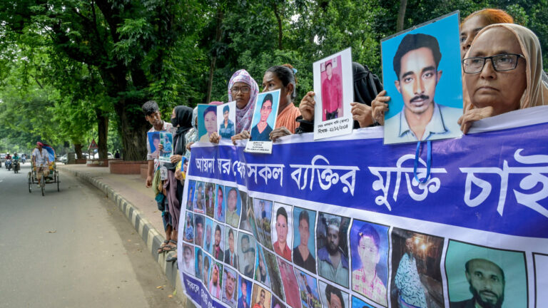 Bangladesh Detains Army Officers Accused of Crimes Under Previous Regime