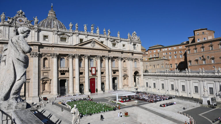 Vatican Panel Says Church Is Still Too Slow in Addressing Sexual Abuse