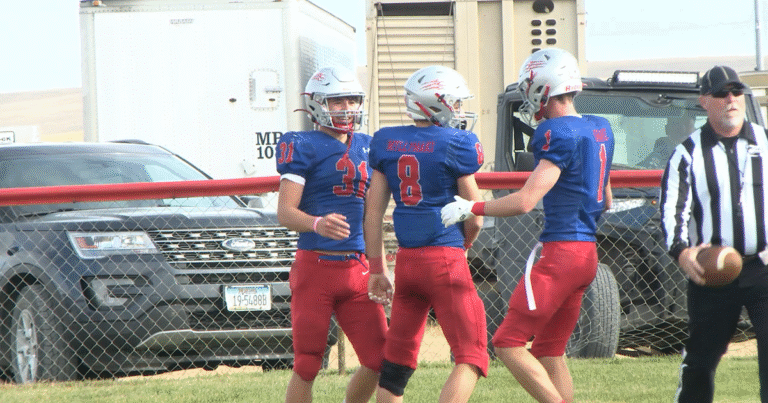 DGSG takes care of business at home on Senior day, wins 44-6 over Broadview-Lavina | Montana High School Sports