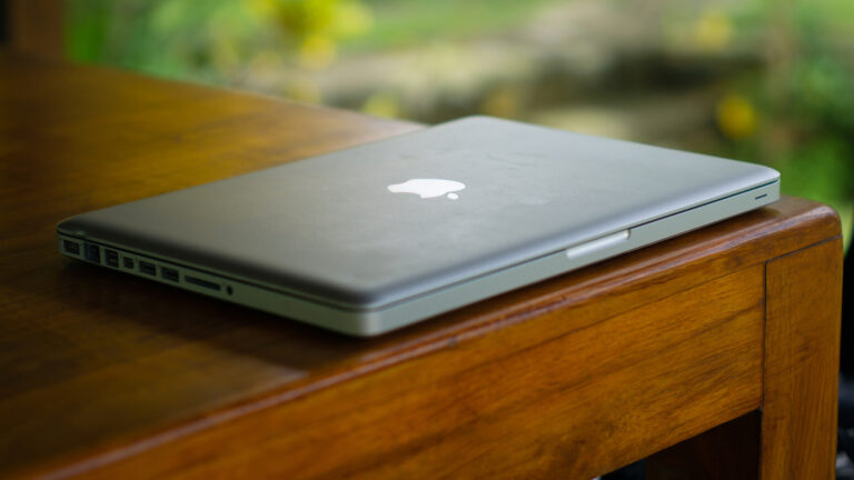 5 Clever Uses For Your Old Laptops